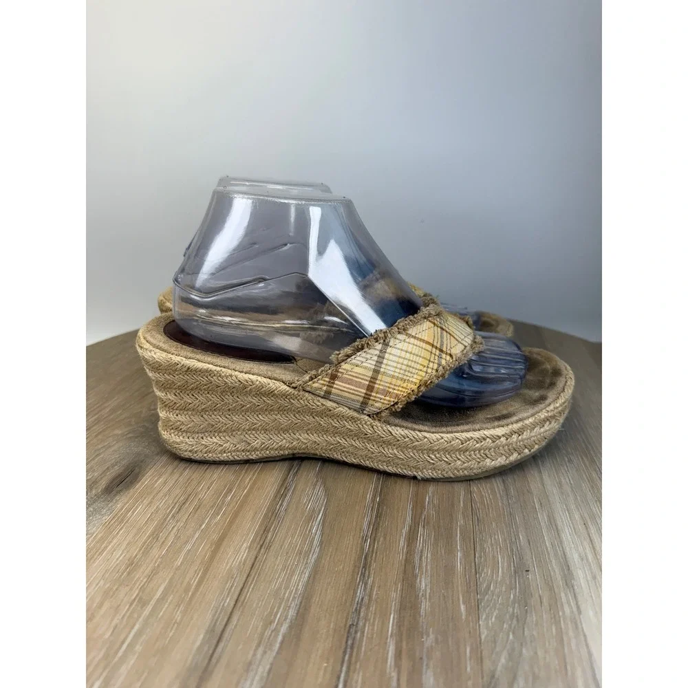 Mudd Womens 8.5M Wedge Sandals Sativa Yellow Plaid Frayed Thong Espadrille Y2K